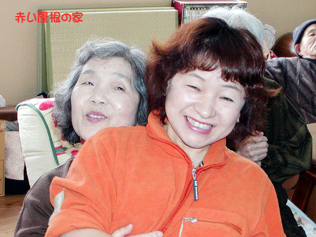 輝く白肌の美女2人☆の画像